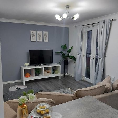 Lovely 1-Bedroom Condo With Parking On Premises Minworth Zewnętrze zdjęcie